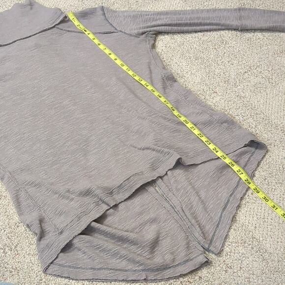 We the Free Women's Taupe Beige Split Back Cowl Neck Long Sleeve Size Medium - Picture 5 of 8